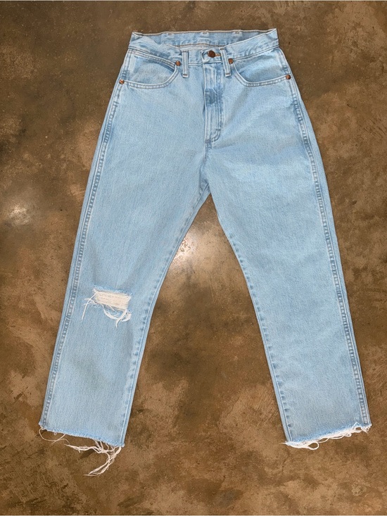 Wrangler Denim - Wrangler Light Wash High Rise Crop Jeans Raw Hem Size 5